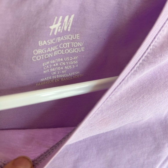 H&M purple tee - Picture 2 of 2